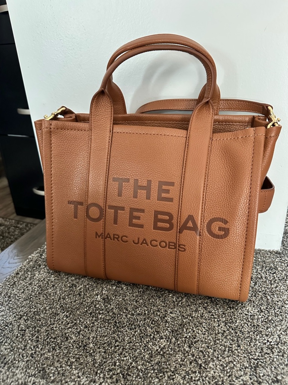Marc Jacobs Medium Leather Tote Bag Color: Aragan Oil - NWOT